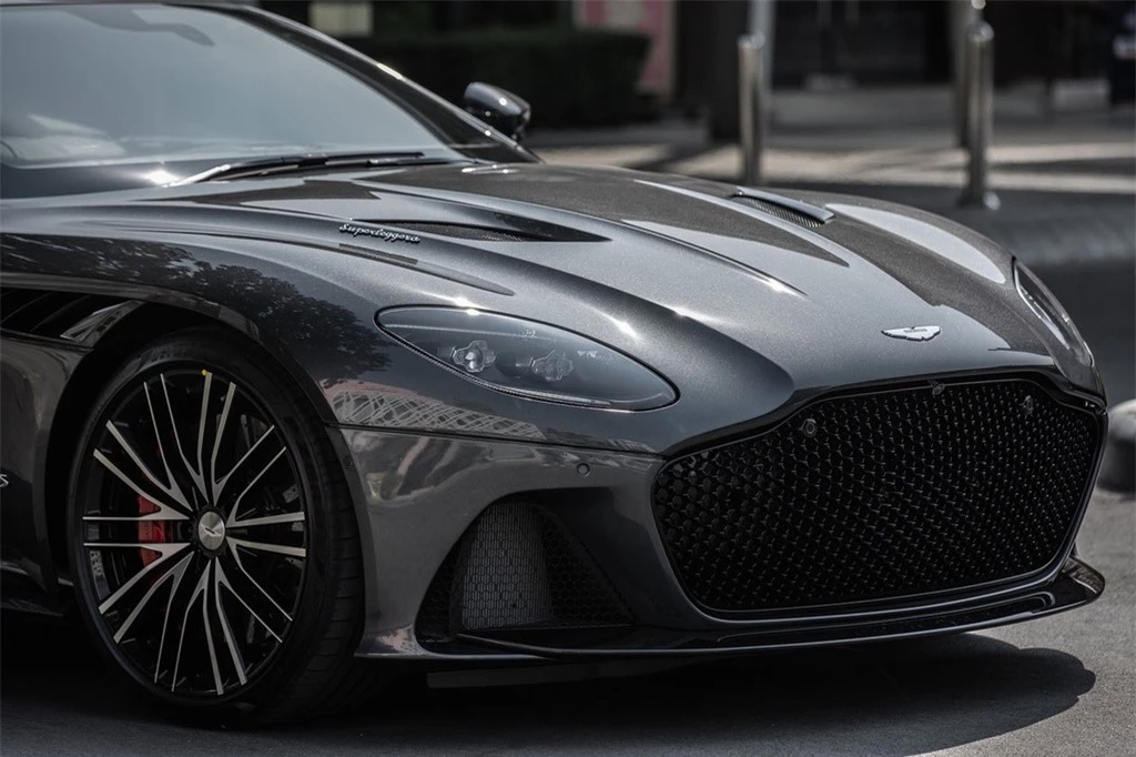 Aston Martin DBS Superleggera gia 1 trieu USD tai Thai Lan anh 7