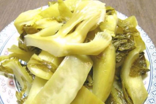 Sai lầm chí mạng khi ăn dưa muối đang hại cả gia đình