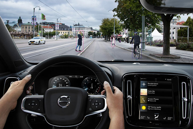 Kỹ năng lái xe số tự động an toàn tài xế Việt cần nắm rõ