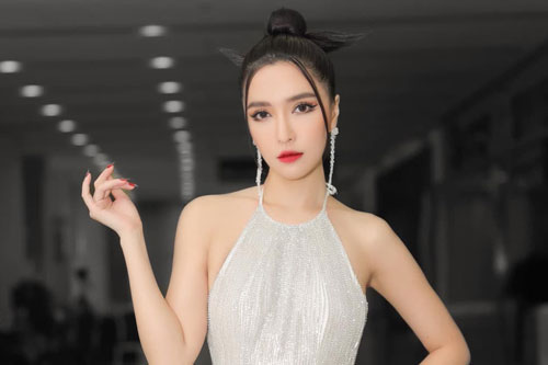 Bích Phương khẳng định việc độc thân không phải là hấp, dân mạng liền trêu 'chị đang biện minh cho chuyện ế của mình'