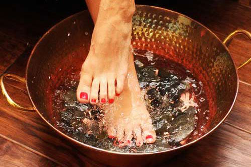 Làm sao để sở hữu đôi chân mịn màng quyến rũ?