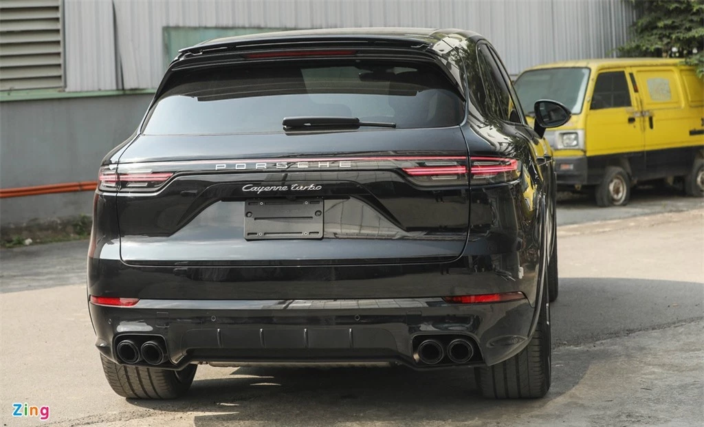 Chi tiet Porsche Cayenne Turbo 2020 gia hon 10 ty dong tai Viet Nam anh 3