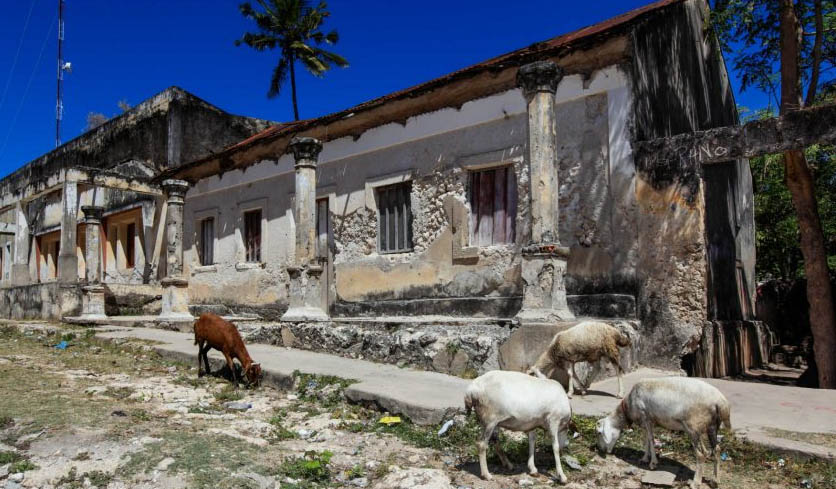 Ghé thăm những thị trấn ma nổi tiếng ở châu Phi