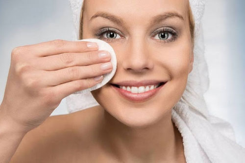 Bí quyết chăm sóc da dành riêng cho cô nàng hay trang điểm