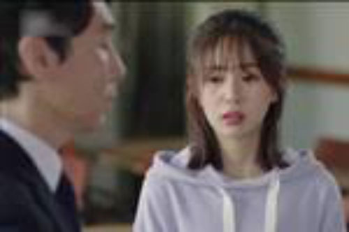 Bỏ bạn gái khi mang bầu, 3 năm sau nhắn tin xin chịu trách nhiệm rằng “mình em nuôi con sẽ vất lắm”, song câu trả lời của cô lại làm anh đắng họng