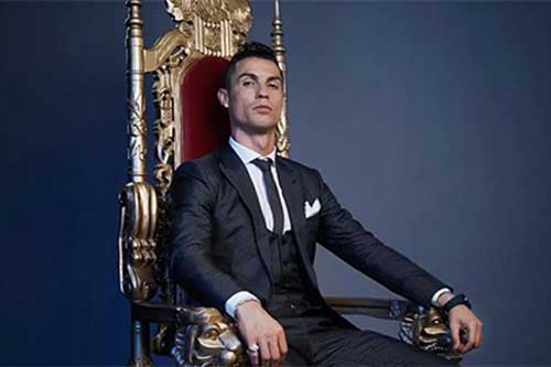 Ronaldo thu về số tiền khổng lồ từ bài đăng lên mạng xã hội