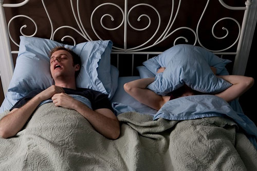 Tuyệt chiêu để không ngáy vang nhà