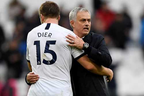 Tottenham cần thêm trung vệ giỏi