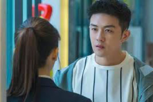 Vợ cần tiền chữa bệnh thì chồng đay nghiến: "Lấy vợ như rước nợ", 3 tháng sau nhìn chiếc phong bì cô đưa mà anh ta "run rẩy"