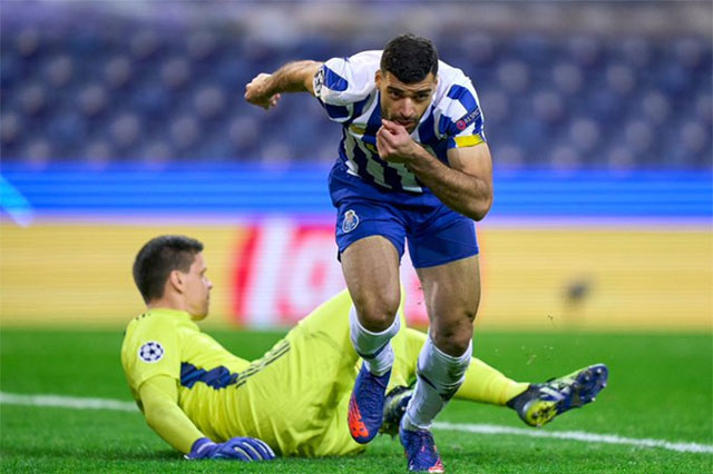 Hàng thủ mắc sai lầm tai hại, Juventus gục ngã trên sân Porto