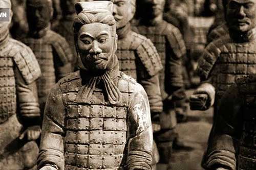 Lý do bất ngờ khiến tượng binh mã trong lăng mộ Tần Thủy Hoàng đều không đội mũ sắt