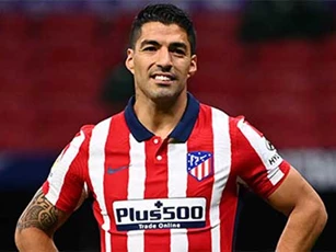 Barca và Atletico 'đâm sau lưng' Suarez