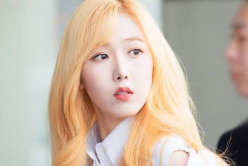 4 màu tóc hứa hẹn sẽ lên ngôi trong mùa hè năm 2021