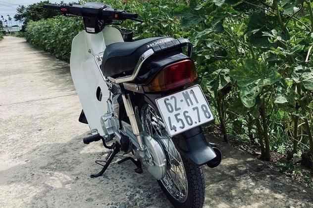 Những xe Honda Dream biển số đẹp giá trăm triệu 'gây sốt' trong năm 2020