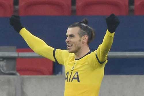 Mourinho giải thích lý do Bale đang đá hay lại bị thay ra