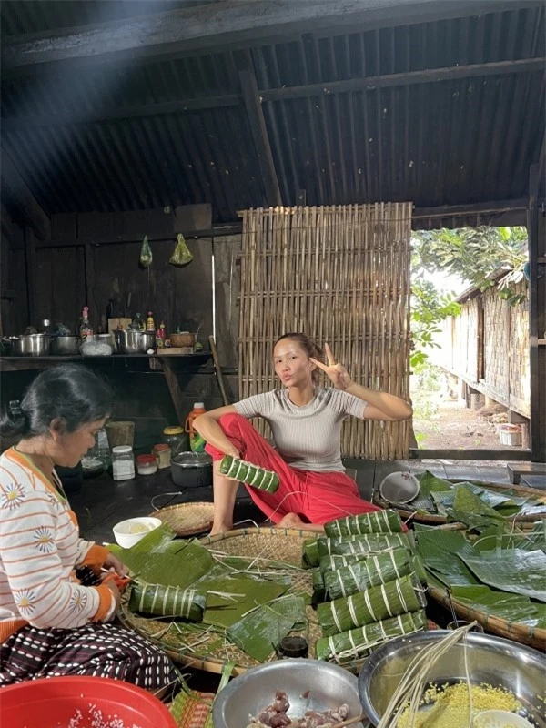 Sao Việt ở quê ăn Tết, bình dị khó nhận ra - ảnh 9