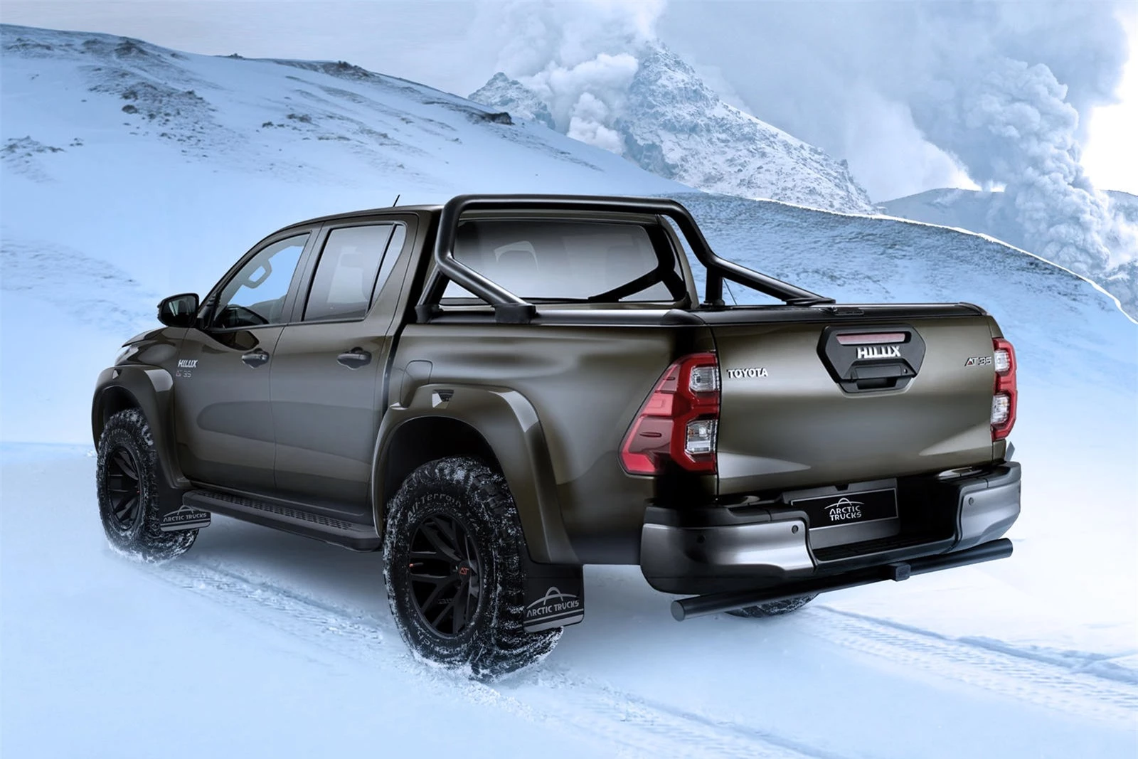 Đuôi xe Toyota Hilux Arctic Truck AT35