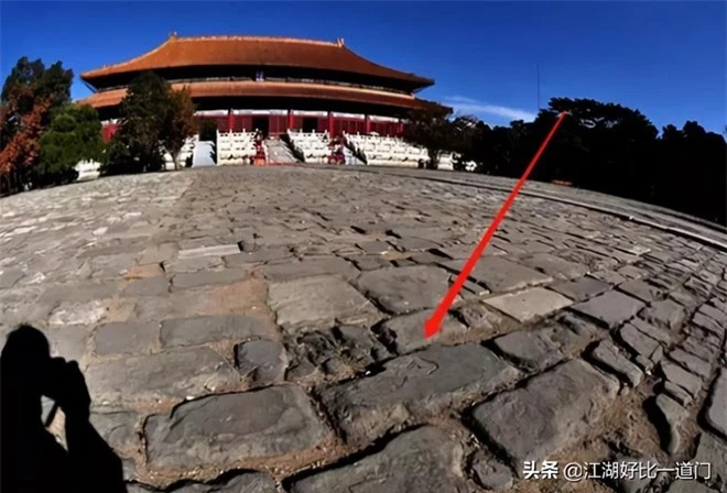 Trận động đất khiến gạch lát Tử Cấm Thành nứt vỡ, bí mật chôn vùi 600 năm dưới nền nhà được hé lộ - Ảnh 5.