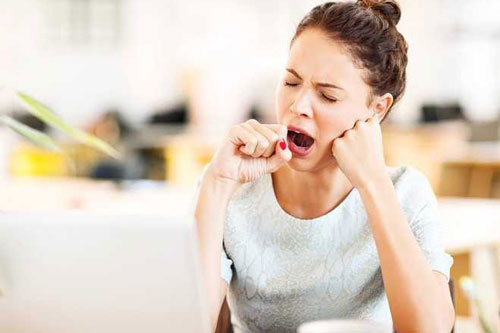 'Ngáp vặt' kiểu này có thể là dấu hiệu đang mắc bệnh nghiêm trọng