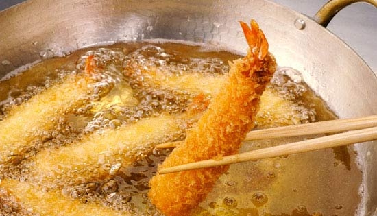 Hàng triệu gia đình rước bệnh vì chọn sai loại dầu để chiên rán