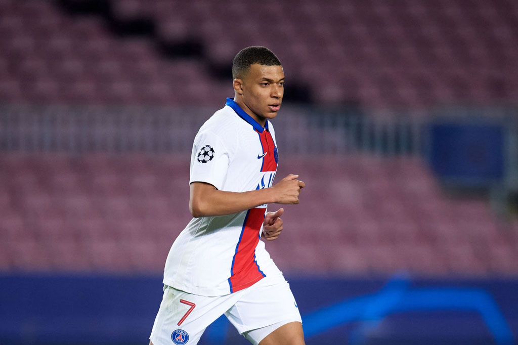 Mbappe được Bộ trưởng Thể thao Pháp khẩn cầu ở lại PSG