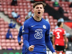 Sút tung lưới Southampton, Mason Mount tiếp bước thầy cũ Lampard