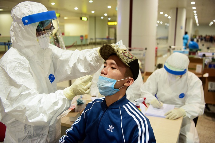 Hải Dương: Lấy mẫu xét nghiệm SARS-COV-2 cho lái xe vận chuyển hàng hóa đi các tỉnh từ chiều 20/2