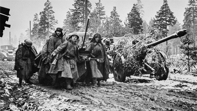 Cuộc bao vây đáng sợ nhất lịch sử: Đức nỗ lực san phẳng Leningrad, Hồng quân quyết cứu bằng được - Ảnh 8.
