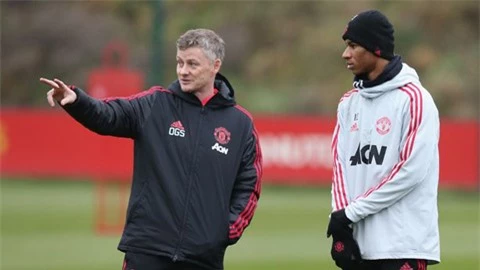 Solskjaer phải 'dạy lại' Rashford về khả năng dứt điểm