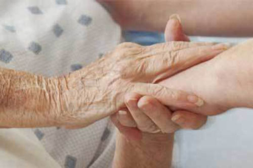 Người hấp hối thường nuối tiếc nhất điều gì?