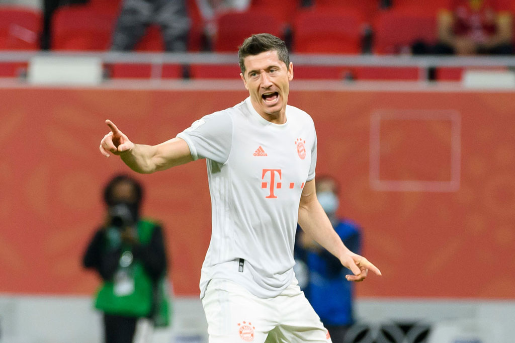 Top 10 cầu thủ xuất sắc nhất thế giới năm 2021: Lewandowski dẫn đầu, Neymar áp chót