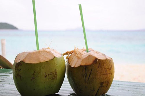 Lưu ý khi uống nước dừa trong thời gian mang bầu