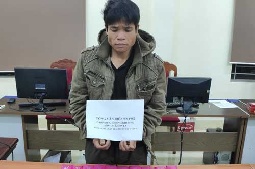 Sơn La: Bắt đối tượng mua bán 1 bánh heroin và 12.000 viên ma túy