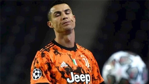 Bị chỉ trích tại Juventus, Ronaldo yêu cầu người đại diện tìm bến đỗ mới