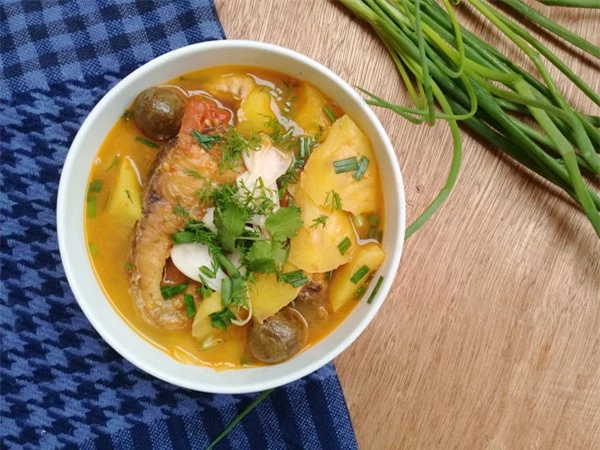 Cách nấu canh chua cá ngọt thanh đổi vị bữa cơm chiều