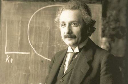 Bí mật về những cuộc tình sóng gió của Albert Einstein