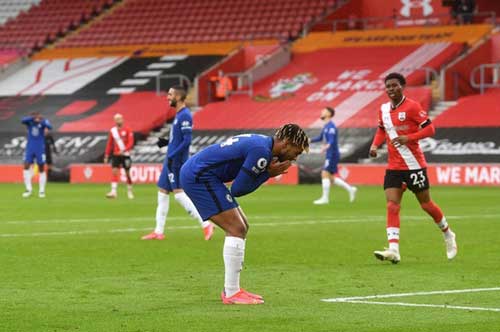 Chelsea hòa thất vọng: Tuchel nên bắt đầu lo lắng