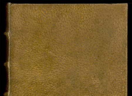 Phát hiện cuốn sách bọc da người trong thư viện