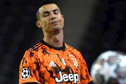 Bị chỉ trích tại Juventus, Ronaldo yêu cầu người đại diện tìm bến đỗ mới