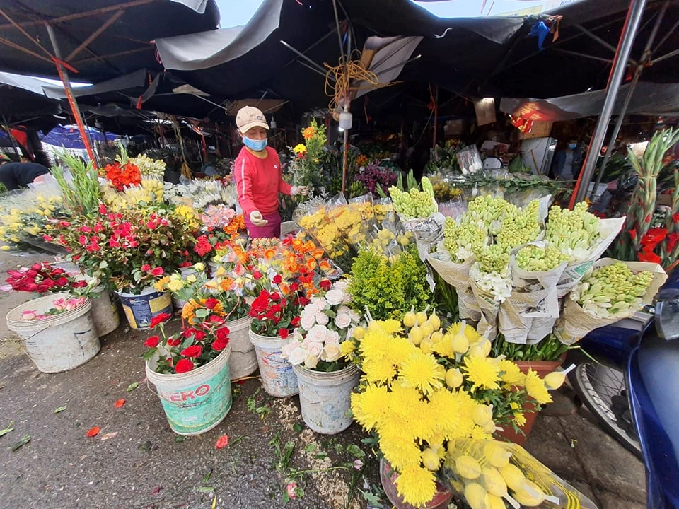 Các loại hoa chuẩn bị bán cho ngày Thần Tài