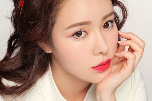 Điều bạn phải ghi nhớ trước khi trang điểm