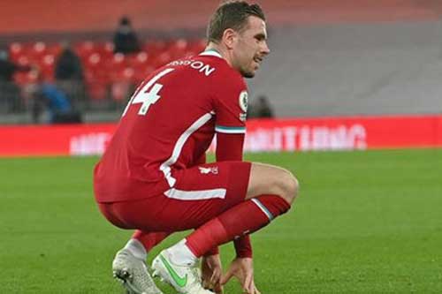 Hàng thủ Liverpool: Đến lượt Henderson chấn thương