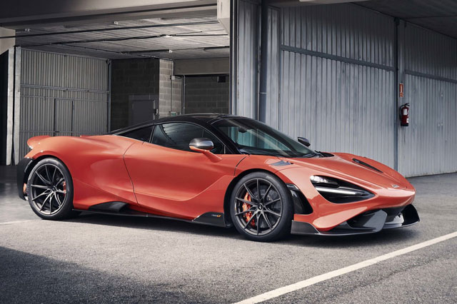 Ngắm siêu xe McLaren 765LT đầu tiên tại Việt Nam