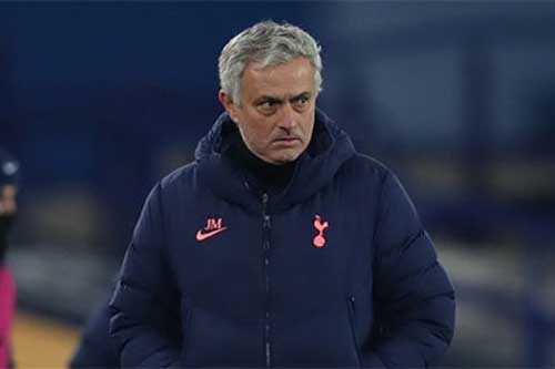 Tỷ lệ cược Mourinho bị sa thải cao nhất Ngoại hạng Anh