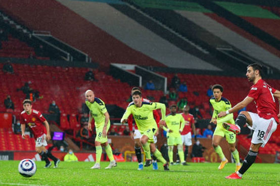 Kết quả MU 3-1 Newcastle: Rashford tỏa sáng, Quỷ đỏ lấy lại vị trí thứ 2