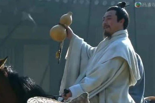 Giúp Tào Ngụy thắng lớn trong trận Quan Độ kinh điển, lại là một nhân tài có tiếng, không ngờ nhân vật này có ngày bị Tào Tháo lấy đầu chỉ vì… cái miệng