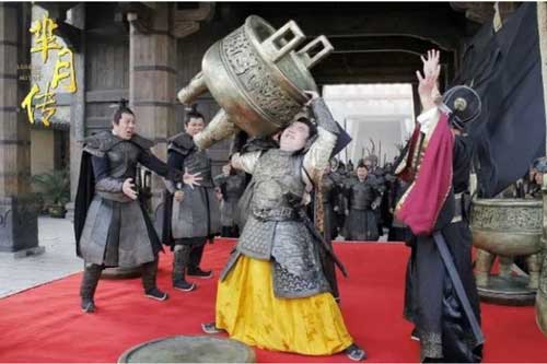 3 vị hoàng đế qua đời kỳ quặc nhất lịch sử Trung Hoa: Người chết vì khoe khoang thể lực hơn người, kẻ qua đời vì dọa giết đầu bếp