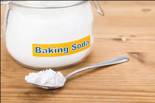 Hướng dẫn bạn cách làm lăn khử mùi với baking soda