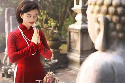 Tại sao chúng ta đi lễ chùa vào mùng Một và ngày Rằm? 