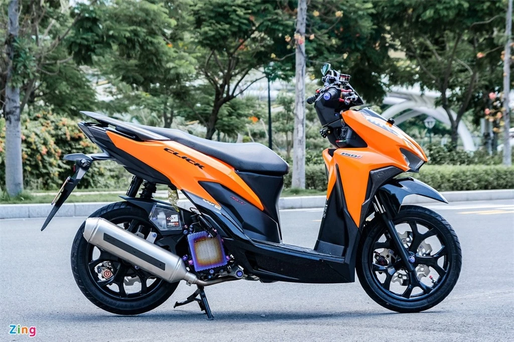 Honda Click do cua biker TP.HCM anh 2